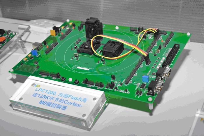 圖1:恩智浦針對綠色工業應用基于Cortex-M0的LPC1200 微控制器演示板