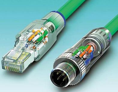 圖3 按入電纜芯、剪斷，且蓋好防護蓋：無論是RJ45還是M12連接器，它們都能夠實現(xiàn)快速且可靠的安裝