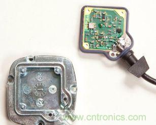 圖4:GPS天線的內(nèi)部結構