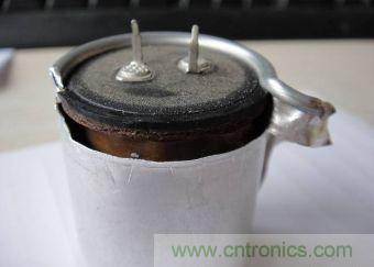 圖3:卸下電解電容的外衣