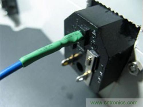 可調(diào)電源DIY:安裝前后面板