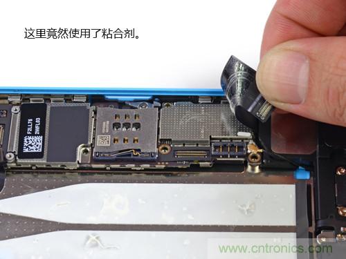 內(nèi)部能否出&ldquo;彩&rdquo;？&ldquo;五彩機(jī)身&rdquo;iPhone 5C拆解揭秘