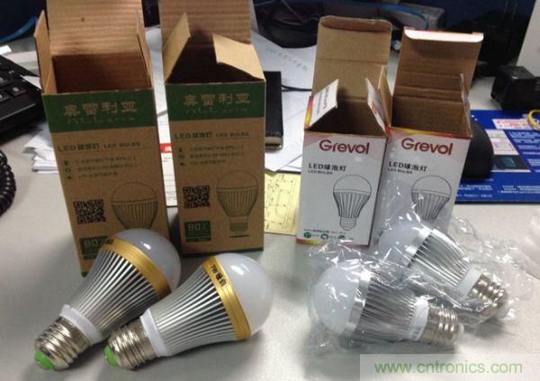 拆解對比:4元 VS 30+元LED照明燈