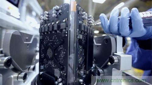 顛覆傳統(tǒng)設(shè)計(jì),蘋果全新Mac Pro生產(chǎn)線探秘