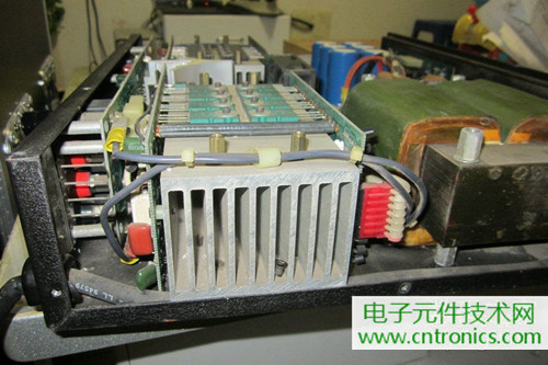 用料很給力!專業后級功放美國高峰FA1201拆解