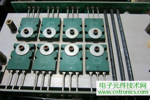 用料很給力!專業后級功放美國高峰FA1201拆解