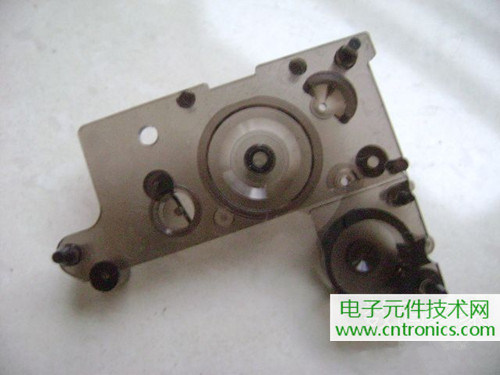 拆個老古董，日本精工石英電子掛鐘拆解