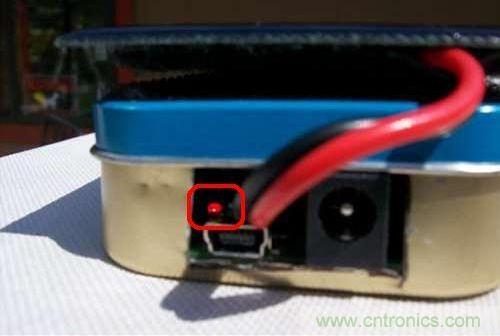 創意DIY:自制iPhone太陽能充電器