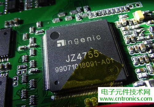 探秘電子紙！一款電紙書的電子墨水屏拆解