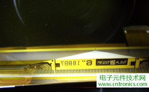 探秘電子紙！一款電紙書的電子墨水屏拆解