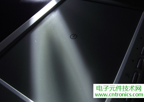 探秘電子紙！一款電紙書的電子墨水屏拆解