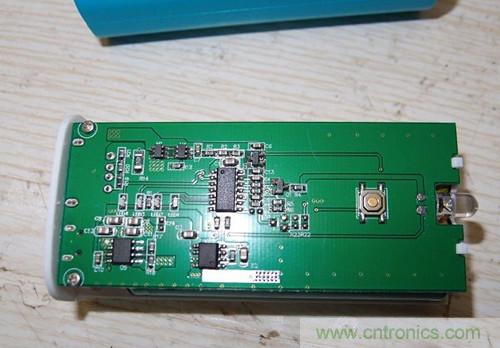 國產移動電源拆解:便宜也有好貨