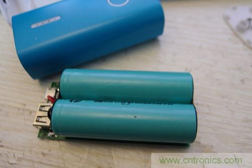 國產移動電源拆解:便宜也有好貨