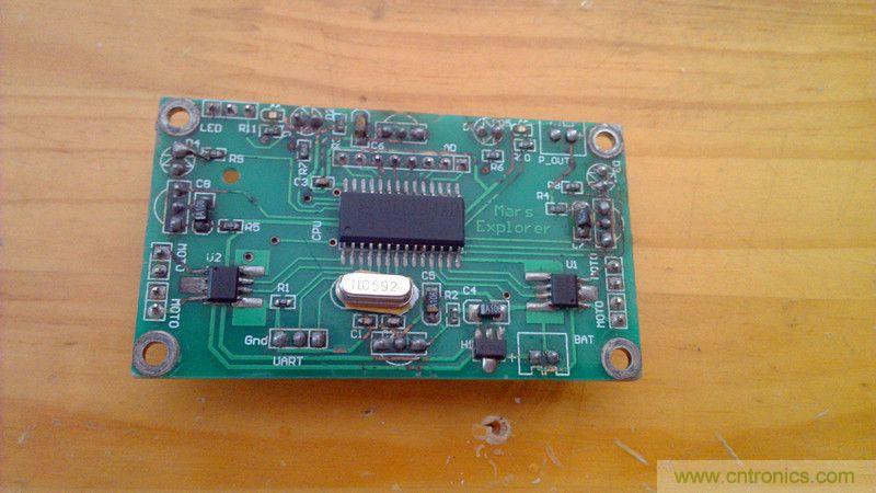 牛人力作!PCB版藍(lán)牙智能小車DIY