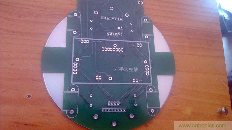 牛人力作!PCB版藍(lán)牙智能小車DIY