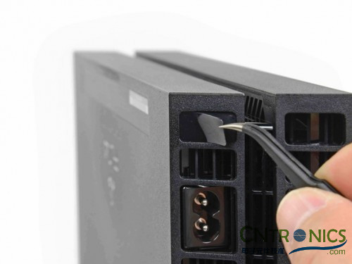 游戲機內部的秘密:逆天級拆解索尼 PALY STATION 4!