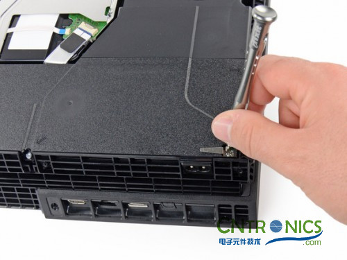 游戲機內部的秘密:逆天級拆解索尼 PALY STATION 4!