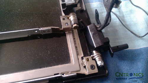 創意DIY:將筆記本大卸八塊做成臺式機!