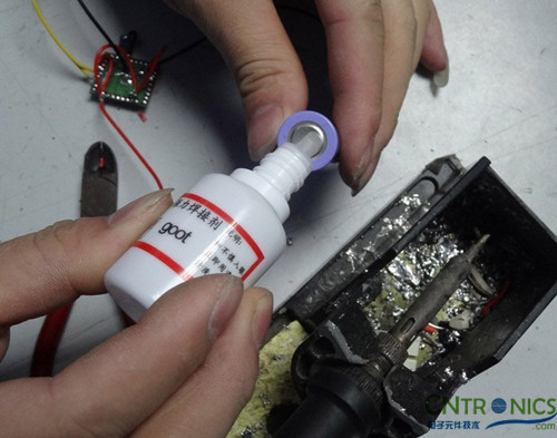 達(dá)人創(chuàng)意DIY:無(wú)線2.4G音頻收發(fā)器