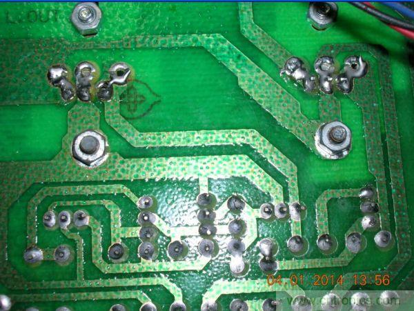 巧奪天工!大神利用山寨功放為高性價比逆變器“穿新衣”