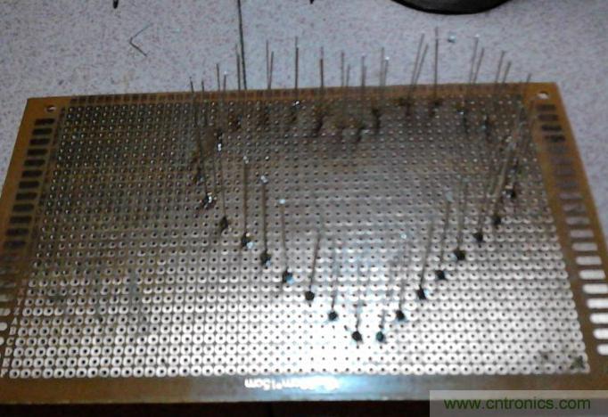 三八節將至！DIY心形LED流水燈！你們懂的~