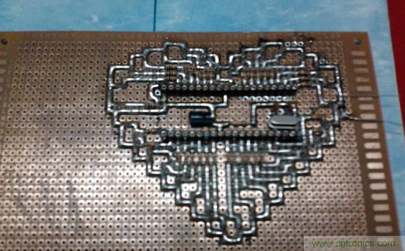 三八節將至！DIY心形LED流水燈！你們懂的~