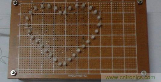 三八節將至！DIY心形LED流水燈！你們懂的~