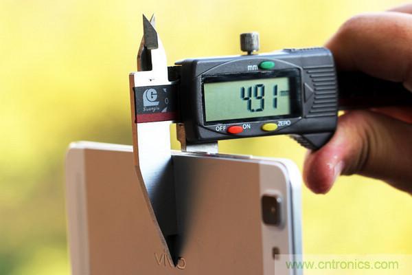 有圖有真相！暴拆VIVO X5 MAX,揭秘&ldquo;最薄之謎&rdquo;