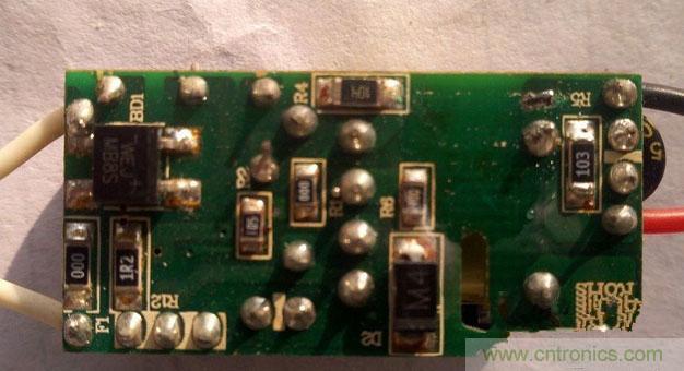 拆解狂魔:拆修4.7WLED驅動電源