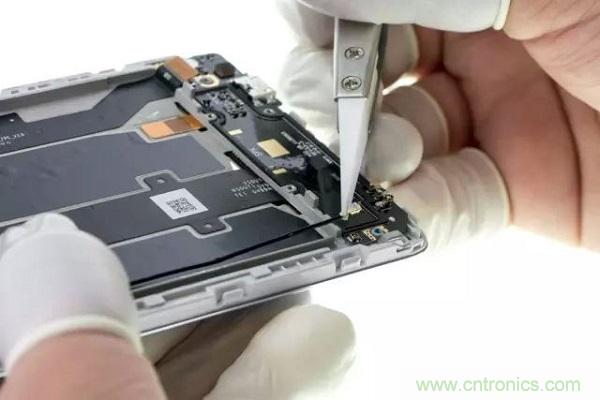 紅米Note 3姍姍來遲,是否藏有玄機?一拆便知