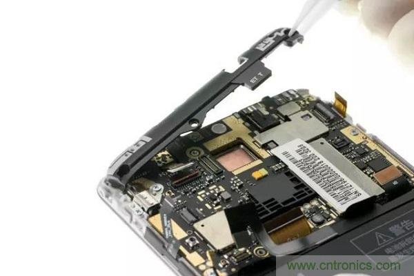 紅米Note 3姍姍來遲,是否藏有玄機?一拆便知