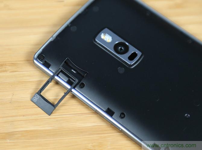 黑馬一加手機2評測:從手感到質感的蛻變