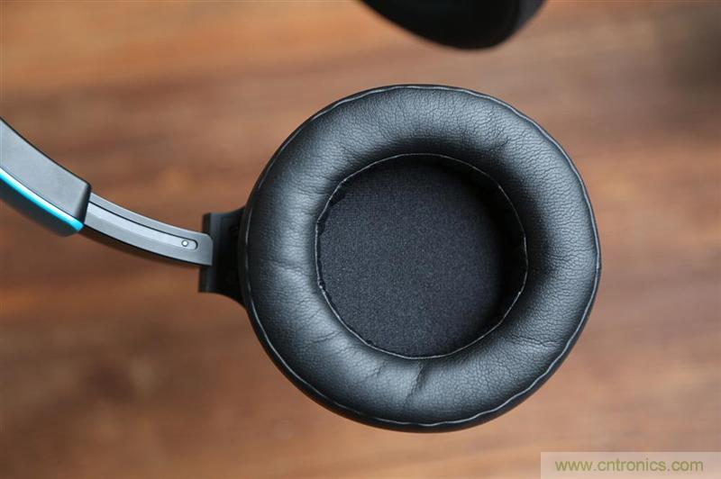 頭條哥的夢(mèng)想之作！FIIL耳機(jī)能讓汪峰上頭條否？