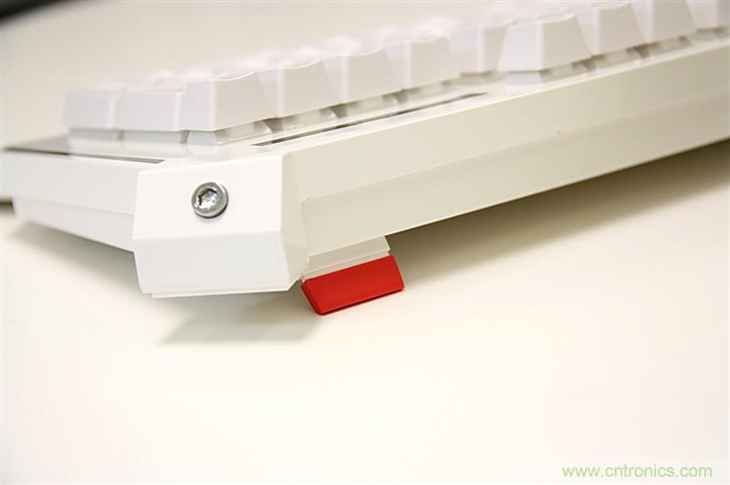 曾經(jīng)的網(wǎng)吧統(tǒng)治者&mdash;雙飛燕血手幽靈機械鍵盤，真世界最快？