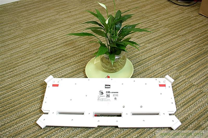 曾經(jīng)的網(wǎng)吧統(tǒng)治者&mdash;雙飛燕血手幽靈機械鍵盤，真世界最快？