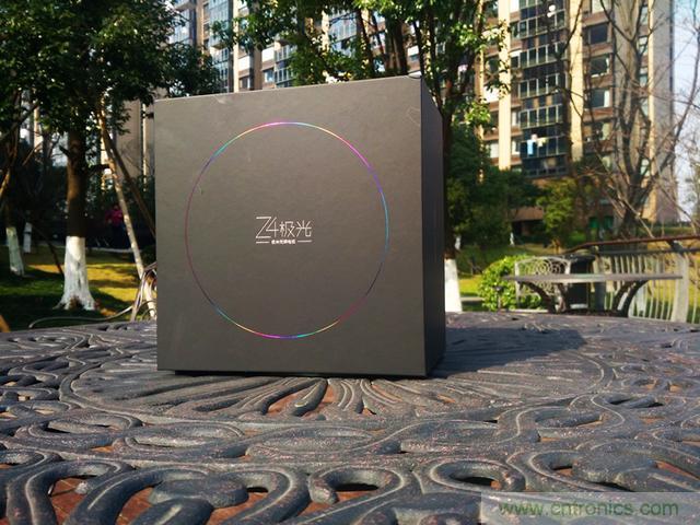 無屏電視時代已然來臨,客廳你做好準備了嗎?