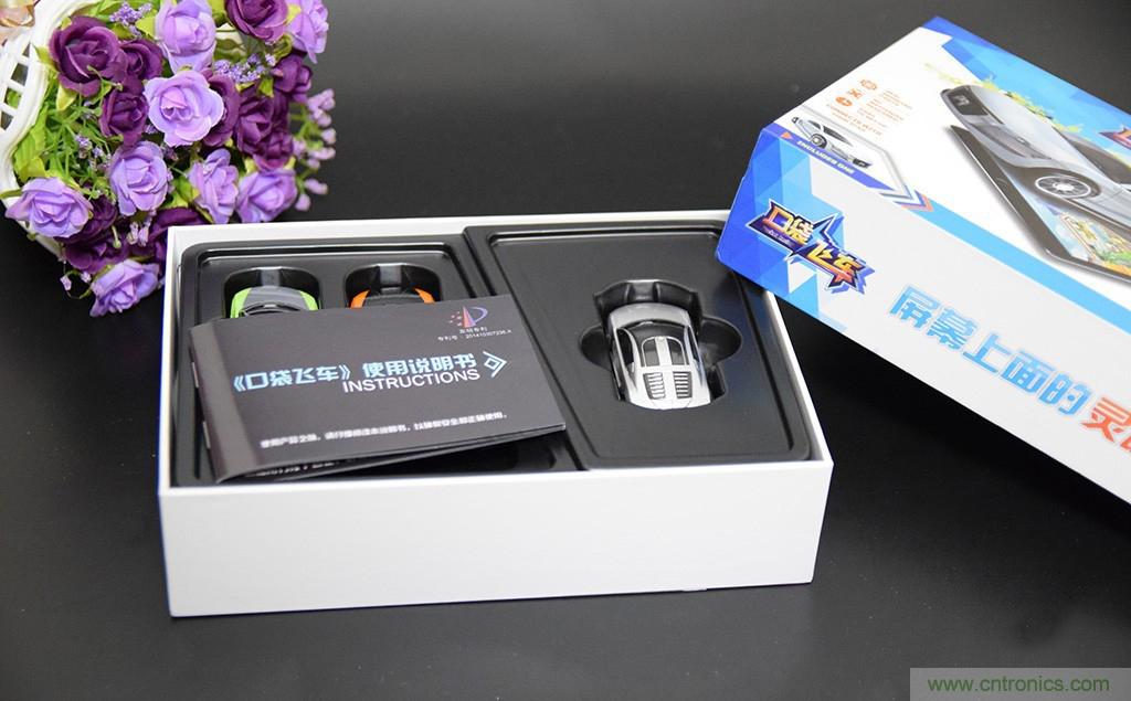 虛擬與現(xiàn)實相結(jié)合的飛車游戲,讓你體驗速度與激情的碰撞!