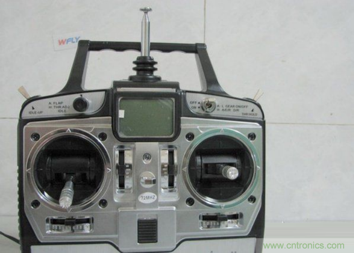 無人機 DIY 制作全過程，酷得不要不要的！