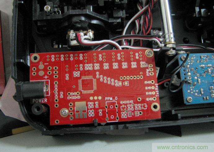 無人機 DIY 制作全過程，酷得不要不要的！