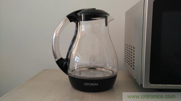 新的智能養(yǎng)生之道,從一個易叮云智能水壺開始