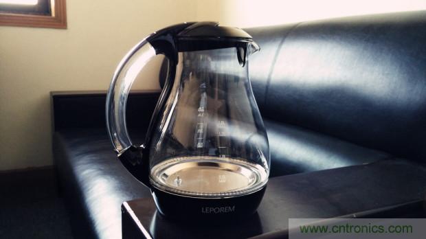 新的智能養(yǎng)生之道,從一個易叮云智能水壺開始