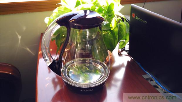 新的智能養(yǎng)生之道,從一個易叮云智能水壺開始