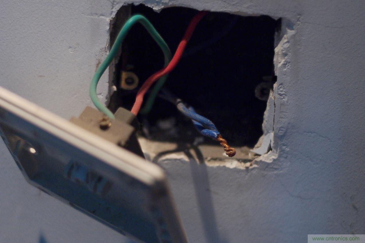 星球大戰(zhàn)原力釋放,無線控制易如反掌