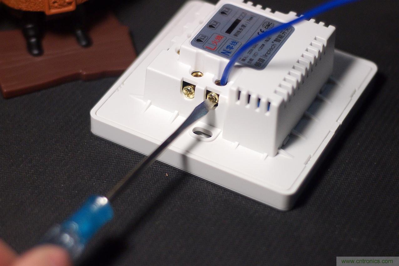 星球大戰(zhàn)原力釋放,無線控制易如反掌