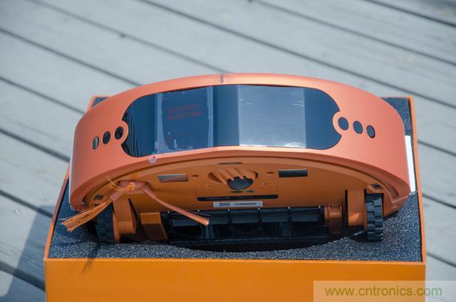 智能導(dǎo)航掃地機(jī)器人，以內(nèi)更靠譜！