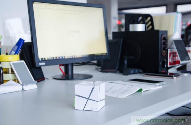 洛斐創意藍牙音箱，光與建筑點綴生活