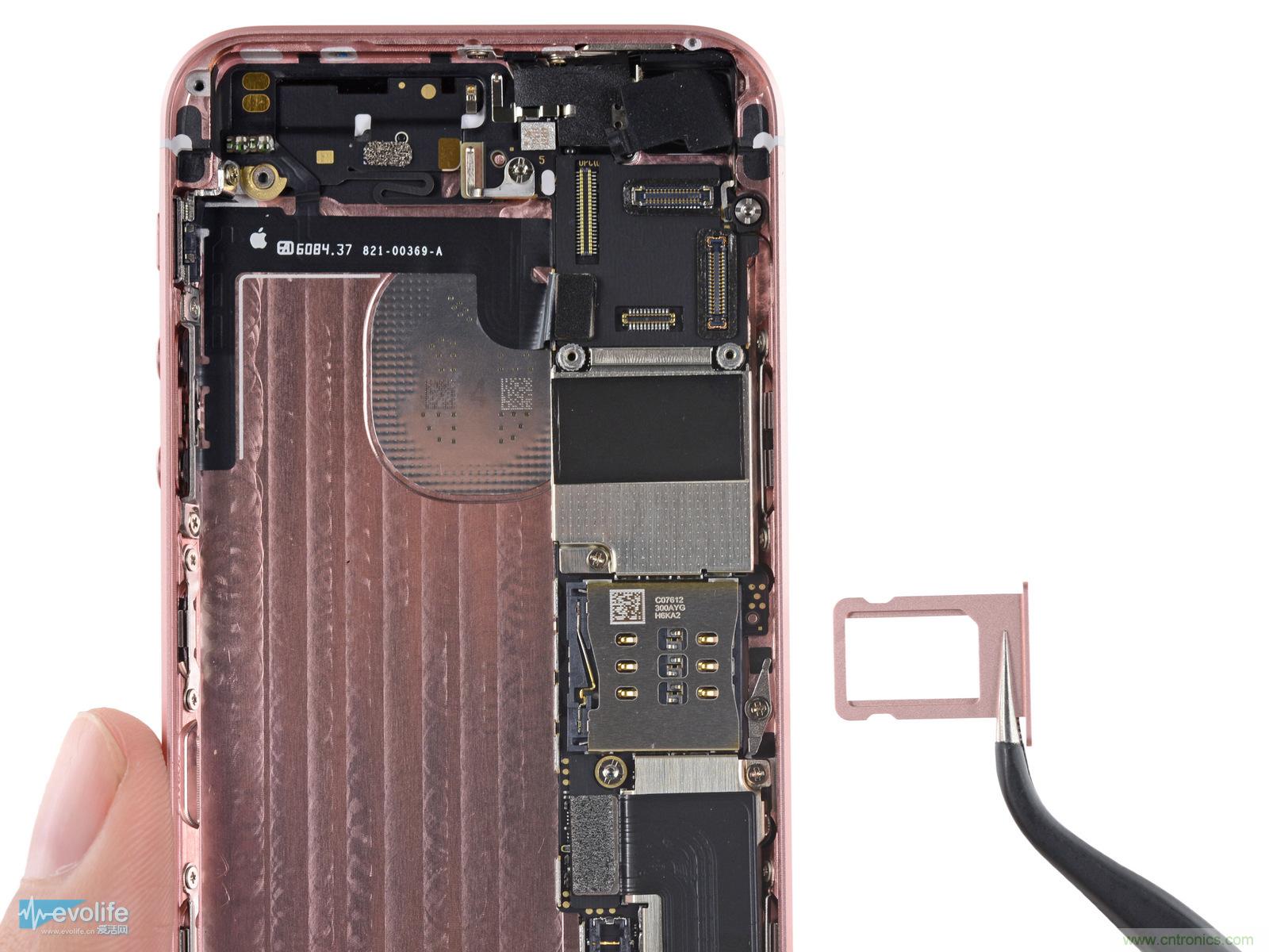 有什么地方沒有變?iPhone SE真機拆解