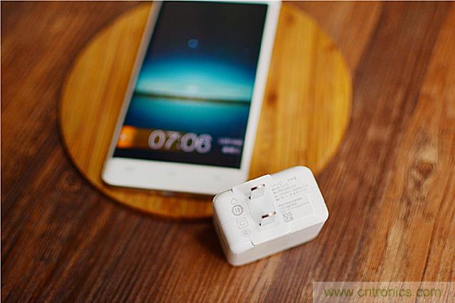 國產(chǎn)手機(jī)新標(biāo)桿-vivo Xplay5全面測評(píng)