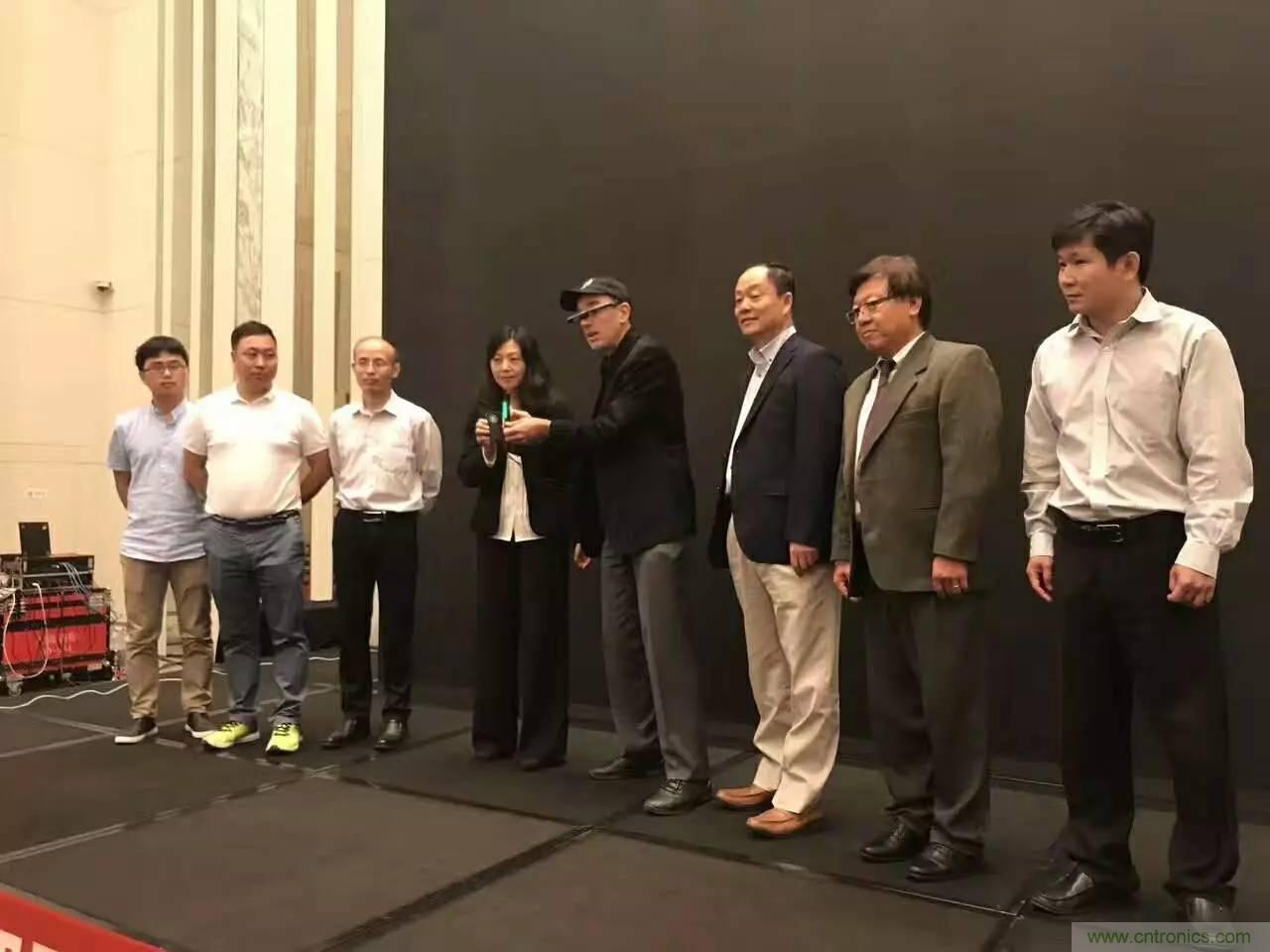 深圳要聞|全球可穿戴之父Steve Mann來深圳了！2017深圳智能穿戴,VR/AR前沿技術(shù)論壇暨開發(fā)者交流酒會(huì)