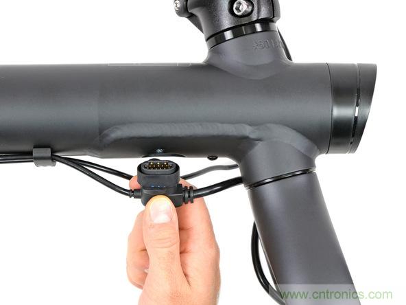 從電池到傳感器,完整拆解小米智能自行車